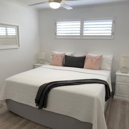 Rainbow Beach Dream Newly Renovated Stylish One Bedroom Apartment Bagian luar foto